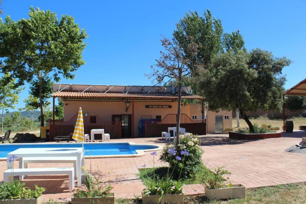 ホテル Rocaplana Club De Campo ビラ＝ルドーナ エクステリア 写真